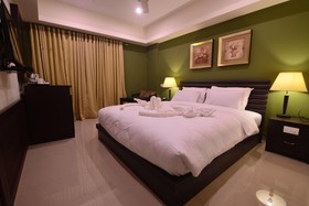 Seasons Hotel & Resorts