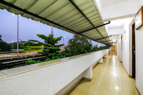 Srinivas Residency By OYO Rooms