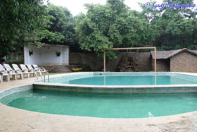 Shangri-La Jungle Resort