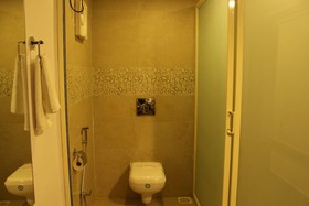 Shangri-La Jungle Resort