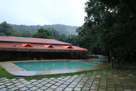Shangri-La Jungle Resort