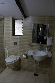 Shangri-La Jungle Resort