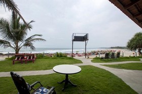 Boomerang Beach Resort & SPA Goa