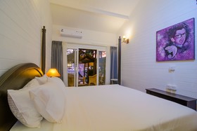 Larisa Beach Resort by Svenska