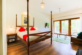 Morjim Plaza by OYO Rooms