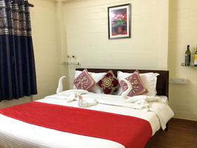Morjim Queen Beach Resort
