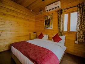 OYO 14147 Home Beach Facing Cottages Morjim