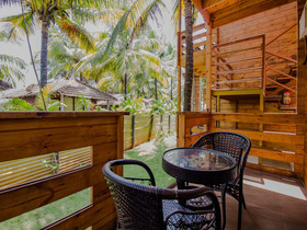 OYO 14147 Home Beach Facing Cottages Morjim