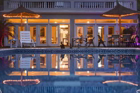 Safira River Front Resort