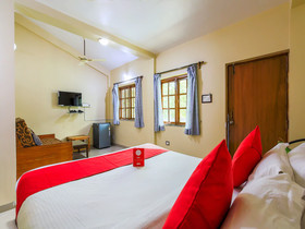 Tanisha Guest House by OYO Rooms
