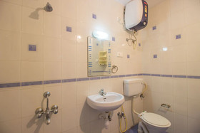 Tripthrill CD Zen Gardens by OYO Rooms