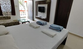 Fabexpress Vaibhav Guest House