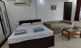 Fabexpress Vaibhav Guest House
