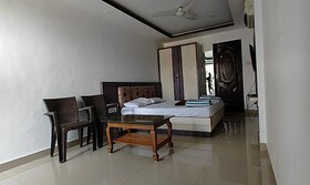 Fabexpress Vaibhav Guest House