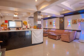 Kjsp Seasons Hotel