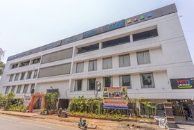 Kjsp Seasons Hotel