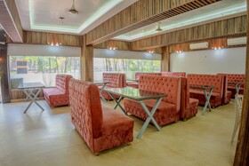Kjsp Seasons Hotel