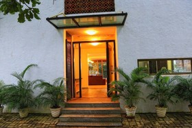 The Acacia Villa Reis Magos Classic