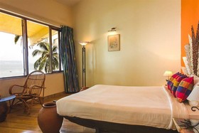 Hawaii - The Sea Side Village Retreat