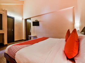 Hotel Gopika International by OYO Rooms