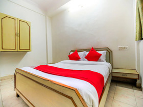 Hotel Kamal Palace by OYO