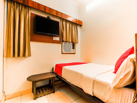 Hotel Zillion Inn By OYO Rooms