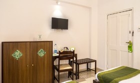 Oyo 10241 Hotel Mayfair