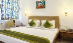 Oyo 10241 Hotel Mayfair