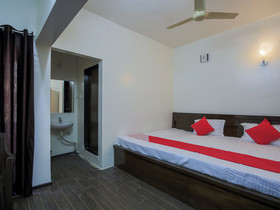 OYO 9518 Hotel Aqua Mira