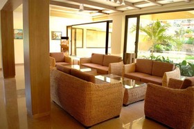 Sandalwood Hotel & Retreat