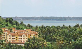 Sandalwood Hotel & Retreat
