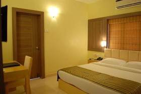 Sandalwood Hotel & Retreat