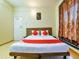 Hotel Empire by OYO Rooms