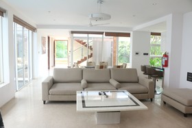 Luxe Loft Villa