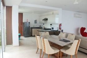 Luxe Loft Villa