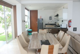 Luxe Loft Villa