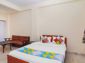 Pednekar's Guest House By OYO Rooms