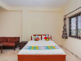 Pednekar's Guest House By OYO Rooms