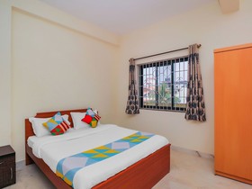 Pednekar's Guest House By OYO Rooms
