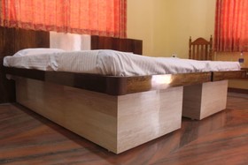 Meera Motels & Residency