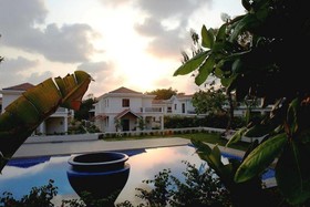 Pinto Rosario Square Resort & Spa
