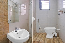 OYO 88551 Hotel Mira Residency