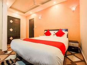 Aquamarina Vagator by OYO Rooms