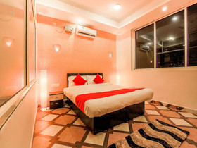 Aquamarina Vagator by OYO Rooms
