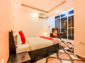 Aquamarina Vagator by OYO Rooms