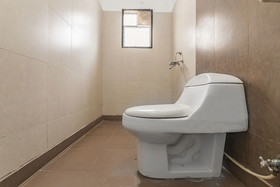 Humming Wood by GuestHouser