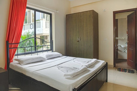 Humming Wood by GuestHouser