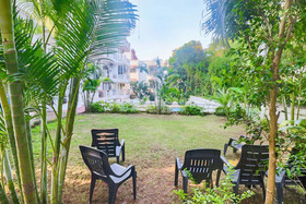 Humming Wood by GuestHouser