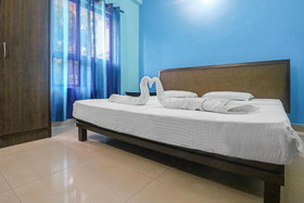 Humming Wood by GuestHouser