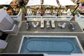 Mademoiselle Boutique Hotel & Cafe